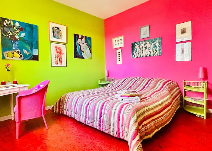 Ecole Des Grands Bed & Breakfast